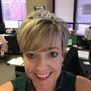 Meet your Posher, Amy